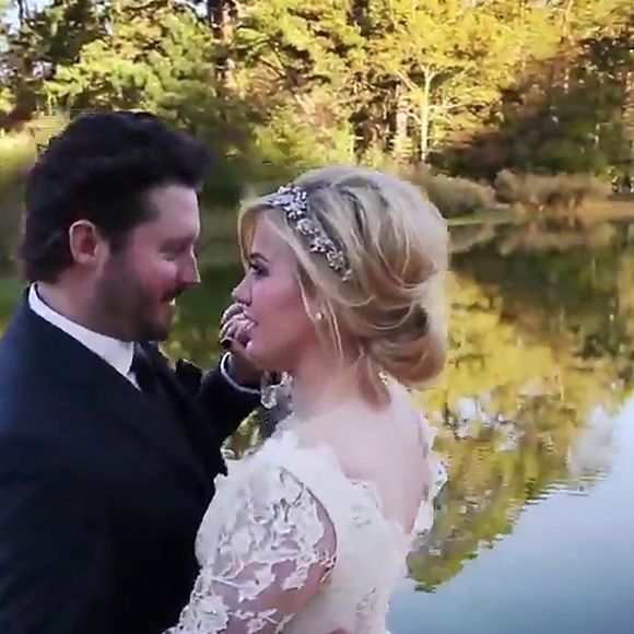 Archive - Photos de mariage de Kelly Clarkson et Brandon Blackstock en octobre 2013.
Crédit : Backgrid UK/ Bestimage