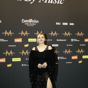 Louane de France pendant le tapis turquoise du Concours Eurovision de la chanson 2025 le 11 mai 2025 à Bâle, Suisse. Photo by Nderim Kaceli/SPUS/ABACAPRESS.COM