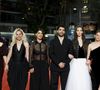 Elle a foulé le tapis rouge aux côtés des autres membres de l'équipe du long-métrage. 

Sonia Faïdi, Kim Higelin (Bijoux Tasaki), Marion Le Corroler, Mara Taquin, Sami Outalbali et Carole Lambert - Montée des marches du film " Sanguine " lors du 79ème Festival International du Film de Cannes, le 14 mai 2026. © Jacovides-Moreau / Bestimage