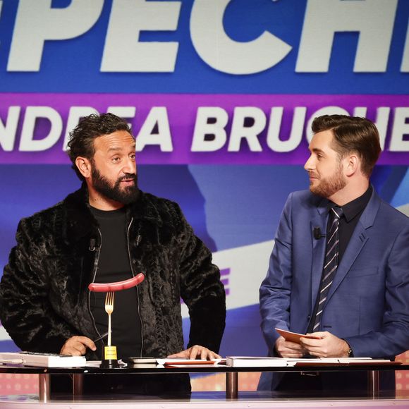 "À très bientôt pour une nouvelle aventure télé : on se retrouve dans quelques jours", a également souligné Andrea Bruche

Exclusif - Cyril Hanouna, Andrea Bruche, sur le plateau de TBT9 présenté par C.Hanouna, et diffusé en direct sur W9, Paris, France, le 07 novembre 2025. © Jack Tribeca / Bestimage