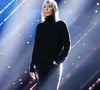 La chanteuse assume ses cheveux blancs et a arrêté les teintures depuis deux ans.

Zazie lors de l'enregistrement du pré-générique de la 40ème édition des Victoires de la Musique à la Seine Musicale à Boulogne-Billancourt, France, le 13 février 2025. © Christophe Clovis/Bestimage
