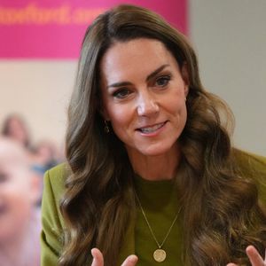 Kate Middleton, princesse de Galles, lors d'une visite à Home-Start à Oxford, le 9 octobre 2025. Home-Start UK se prépare à déployer une formation auprès de son réseau de 9 000 bénévoles sur la base de la série explicative du Centre for Early Childhood de la Royal Foundation. Photo : PA Photo/ Bestimage