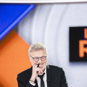 Laurent Ruquier lors de l'émission '20h de Ruquier' sur BFMTV à Paris, France, le 27 septembre 2023. Photo par Eliot Blondet/ABACAPRESS.COM