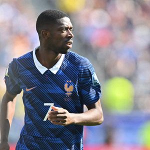 Ousmane Dembélé en action lors d'un match des seizièmes de finale de la Coupe du monde 2026. La France a battu la Suède 3 à 0. Crédit : Brooks Von Arx, Jr./Zuma Press (Crédit photo : © Brooks Von Arx/ZUMA Press Wire/ABACAPRESS.COM)