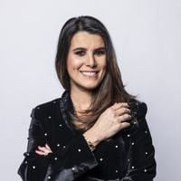 Coucher de soleil face à la mer... Karine Ferri s'offre un beau moment avec Yoann Gourcuff et leurs trois enfants, un paysage ressourçant qu'ils voient tous les jours