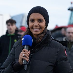 Karine Le Marchand soutient les agriculteurs sur le barrage de l'Autoroute A4 à hauteur de Jossigny en Seine et Marne le 29 Janvier 2024. 
© Jeremy Melloul - Pierre Perusseau / Bestimage