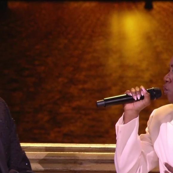 Sarah est revenue sur son duo avec Pascal Obispo lors du dernier prime. Capture d'écran TF1