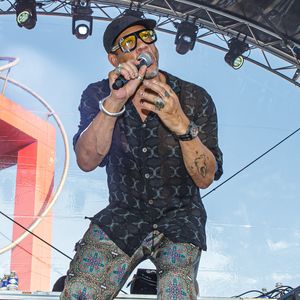 JoeyStarr en concert gratuit a Béthune dans le cadre du Feu d'artifice du 13 juillet 2025. © Stéphane Vansteenkiste/Bestimage