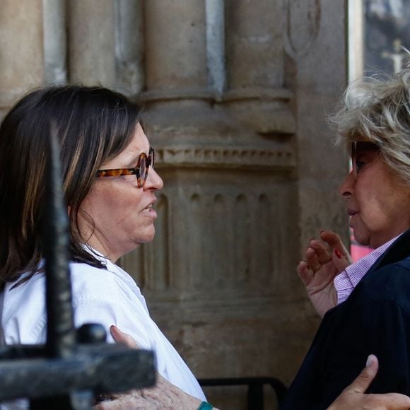 Alexandra de Csabay (fille adoptive), Danièle Thompson - Arrivées aux obsèques de Philippe Labro en l'église de Saint-Germain-des-Prés à Paris le 13 juin 2025. © Dominique Jacovides - Christophe Clovis / Bestimage