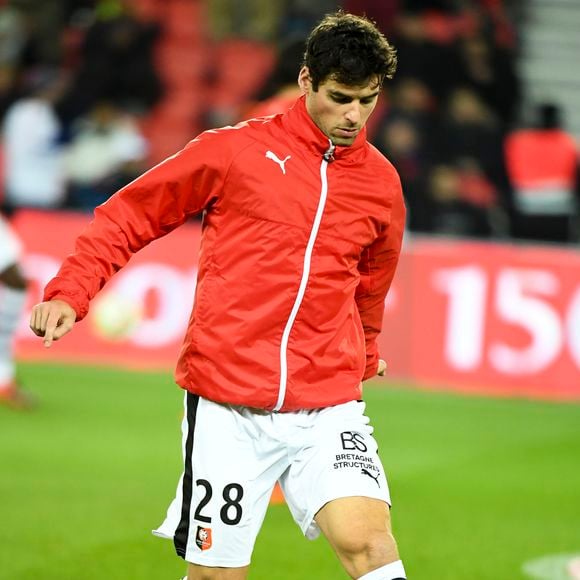 En guise de conclusion, Gourcuff confie  : "Tu es sans aucun doute l’entraîneur avec qui j’ai eu la plus belle relation, faite de confiance et de bienveillance". Un texte fort.

Yoann Gourcuff - Karine Ferri encourage son compagnon Yoann Gourcuff lors du match Psg-Rennes au Parc des Princes à Paris le 6 novembre 2016.  (victoire 4-0 du Psg) © Pierre Perusseau/Bestimage