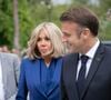 En 2017, le couple, alors fraîchement présidentiel, est devenu propriétaire d'une villa dans le nord de la France, baptisée la Villa Monéjan. 


Emmanuel Macron, président de la République Française, et la Première dame Brigitte Macron, à la sortie du bureau de vote lors du deuxième tour des élections législatives au Touquet, le 7 juillet 2024.
© Eliot Blondet/Pool/Bestimage