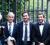 Et c'est main dans la main que tout le clan avance ensemble. 

La famille Kretz : "L'Agence" sur TMC : Olivier Kretz et ses enfants Valentin, Martin et Louis - Soirée de gala des 50 ans de la Fondation Claude Pompidou à l'Hôtel Marcel Dassault à Paris le 12 avril 2022.
Rachid Bellak / LMS / Bestimage