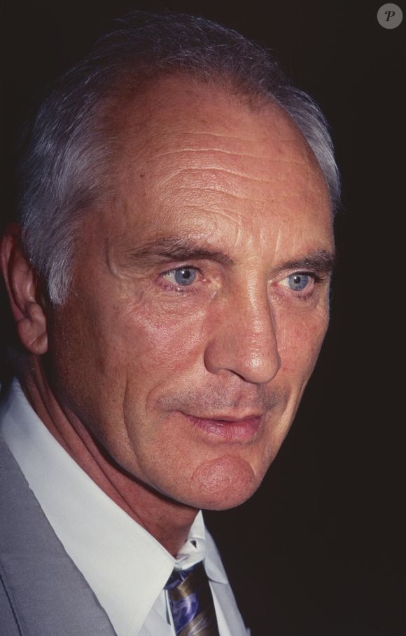 Dans les années 1970, il connaît une traversée du désert avant de revenir triomphalement sur le devant de la scène dans "Superman" de Richard Donner...

New York, NY  Terence Stamp est décédé à l'âge de 87 ans.