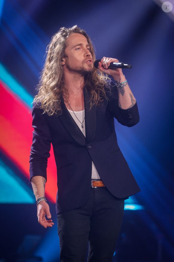 L'artiste, aujourd'hui âgé de 43 ans, ne fait pas secret de son amour pour le Sud de la France, où il mène une vie douce et loin des paillettes...

Le chanteur Julien Doré se produit lors de la finale de l'émission de télévision 'The Voice Belgique', par la chaîne de télévision belge francophone RTBF, mardi 13 avril 2021 à Liège Mediacite, Belgique. Photo Abaca