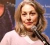 Lio s'était confiée avec émotion à propos de ce schéma familial, le 22 mai 2022, sur France Inter. "Ils vont bien, expliquait-elle. Ça a été si dur pendant beaucoup, beaucoup, beaucoup d'années... Ils n'allaient pas bien. J'étais tous les jours confrontée à leur énorme souffrance."
Exclusif - Lio lors de l'exposition "Ode à l'art féminin" à la galerie Amarrage à Saint-Ouen. Le 2 mars 2023. © Cédric Perrin / Bestimage