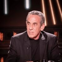 Bien avant son départ, Thierry Ardisson avait déjà tout prévu : "l’acajou de la boîte, la couleur du capiton..."