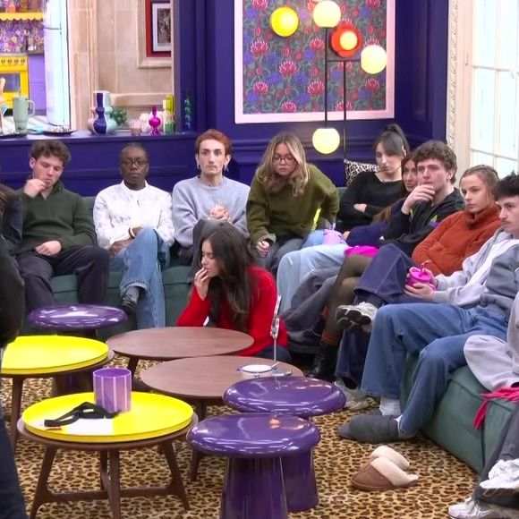 Lorsqu'un élève est éliminé de l'aventure "Star Academy", il doit se plier à certaines règles.

Extrait de la quotidienne "Star Academy".

Photo : TF1
