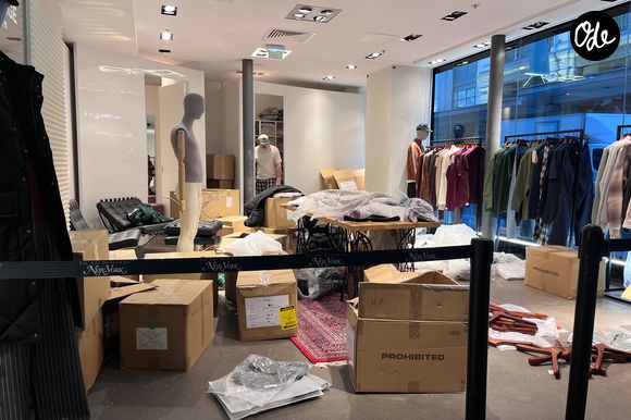 Le partenariat controversé avec Shein va être progressivement abandonné.

Photo des rayons vides au BHV Marais (Bazar de l'Hôtel de Ville) à Paris. Le 20 novembre 2025
Suite à l'arrivée du géant chinois Shein au 6e étage du Bazar de l'Hôtel de Ville, de nombreuses marques ont décidé de quitter ce grand magasin parisien. À tous les étages du magasin, les allées se désertifient et les rayonnages sont tristement vides.
© Céline Bonnarde / Bestimage