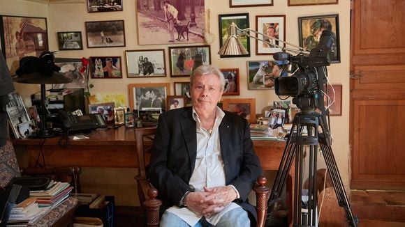 Un bien précieux a disparu à Douchy, la forteresse d'Alain Delon où il repose : sa valeur ? 17 000 euros !