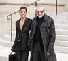 Vincent Cassel a partagé une nouvelle photographie pleine de tendresse avec son fils Caetano, né de son histoire d’amour avec Narah Baptista. 

Vincent Cassel, Narah Baptista au défilé Schiaparelli "Collection Haute Couture Printemps/Eté 2026" lors de la Fashion Week de Paris
© Christophe Aubert via Bestimage