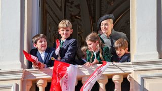 Famille de Monaco : A seulement 10 ans, cet héritier part avec une longueur d’avance financière sur ses cousins