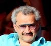 Selon plusieurs sources de presse, le prince reste très attaché à cet actif et aurait refusé des offres de rachat proches de deux milliards de dollars. 

Balade tropézienne pour le Prince Al-Walid ben Talal ben Abdelaziz Al Saoud d'Arabie saoudite entre le Club 55 et Senequier a Saint-Tropez, le 11 aout 2013.
