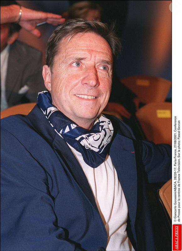 © Giancarlo Gorassini/ABACA. 28220-17. Paris-France, 27/08/2001. Conférence de Presse pour la rentrée de France Télévision. Sur la photo : Pascal Sevran