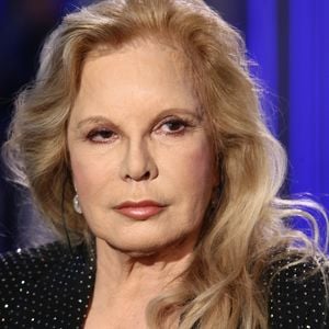 Exclusif - Sylvie Vartan est l'invitée de l'émission Domenica In à Milan le 25 février 2024.