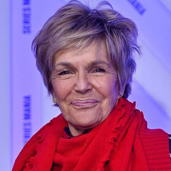 L'actrice de 68 ans a été éliminé lors du second prime du divertissement de TF1 du 1er mai 2026.

Veronique Jannot assiste à la première de Dustfall lors de la sixième journée du Series Mania Festival le 25 mars 2026 à Lille, France. Photo par Franck Castel/ABACAPRESS.COM