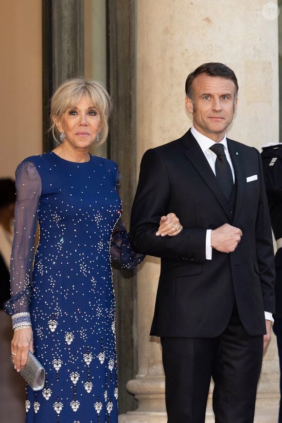 Le président Emmanuel Macron et Brigitte Macron - Arrivées au dîner d'état au palais de l'Elysée à Paris donné en l'honneur du roi et de la reine de Danemark le 31 mars 2025. © Jacovides / Moreau / Bestimage