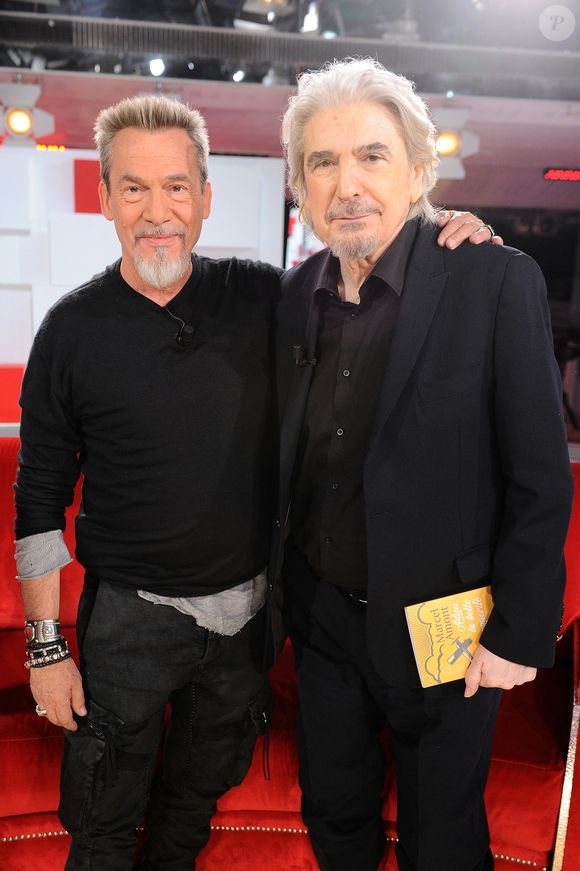 Exclusif - Florent Pagny et Serge Lama - Enregistrement de l'émission "Vivement Dimanche" présentée par M.Drucker et diffusée le 31 octobre sur France 2. Le 27 octobre 2021
© Guillaume Gaffiot / Bestimage