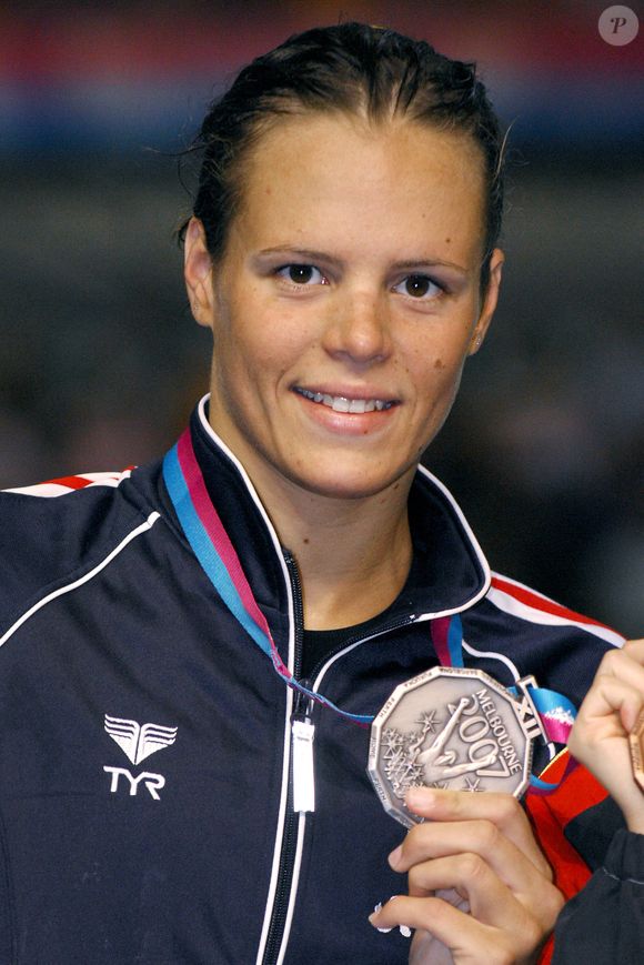 La Française Laure Manaudou remporte la médaille d'argent sur 200 mètres dos lors des 12èmes Championnats du Monde FINA, à la Rod Laver Arena, à Melbourne, Australie, le 27 mars 2007. Photo par Nicolas Gouhier/Cameleon/ABACAPRESS.COM