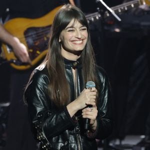 Clara Luciani - Cérémonie de la 40ème édition des Victoires de la Musique à la Seine Musicale à Boulogne-Billancourt, France, le 14 février 2025. © Coadic Guirec/Bestimage