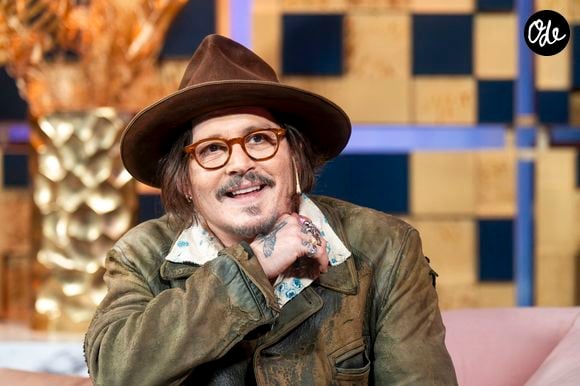 Johnny Depp assiste à la première de « Modi », le film qu'il a réalisé et dans lequel il joue également, à Buenos Aires, en Argentine, le 11 novembre 2025.