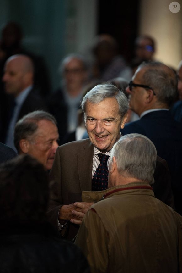 Daniel Bilalian, journaliste français lors de la cérémonie d'hommage au regretté journaliste français J.-P.Elkabbach au siège de France Televisions à Paris, France, le 9 octobre 2023. © Jeanne Accorsini/Pool/Bestimage
