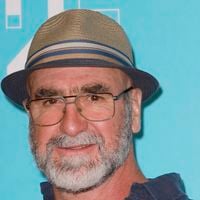 Eric Cantona et Isabelle Ferrer : Leurs enfants Raphaël et Joséphine sont de vrais entrepreneurs, voici ce qu'ils font dans la vie