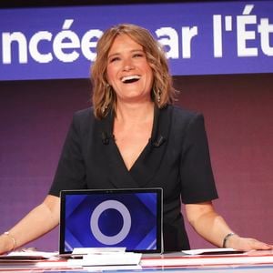 Exclusif - Pascale de La Tour du Pin, sur le plateau de l’émission « Pascale, Eric, Yann et les autres » présentée par P. de la Tour du Pin et diffusée en direct sur C8, Paris, France, le 03 septembre 2024. © Jack Tribeca / Bestimage