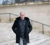 Selon lui, "l'exercice du pouvoir a altéré la capacité des dirigeants actuels à distinguer leurs intérêts personnels de l'intérêt supérieur du football". Face à ce constat, sa conclusion est claire : "Trop, c'est trop".

Emmanuel Petit - Sorties de la cérémonie religieuse en hommage à Rolland Courbis en l’église de la Madeleine à Paris, France, le 14 janvier 2026. © Yehiel Chekroune / Bestimage