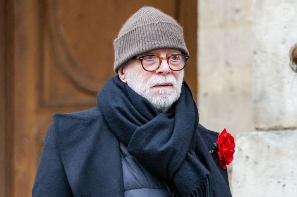 Thomas Stern, le mari de Catherine Laborde - Arrivées aux obsèques de C.Laborde en l’église Saint-Roch à Paris, le 6 février 2025. Décédée le 28 janvier 2025 à l'âge de 73 ans, l'ancienne présentatrice météo de TF1 (1988 - 2017) était atteinte de la maladie neurodégénérative à corps de Lewy. 
© Jacovides - Moreau / Bestimage