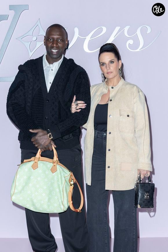 Omar Sy et Helene Sy lors du photocall pour le défilé Louis Vuitton prêt à porter hommes Automne / hiver  2025 - 2026 lors de la Fashion Week à Paris.

© Olivier Borde /Bestimage