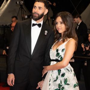Karim Benzema et sa compagne Lyna Khoudri lors de la montée des marches du film « 13 jours 13 nuits » lors du 78ème Festival International du Film de Cannes. Le 23 mai 2025
© Jacovides-Moreau / Bestimage