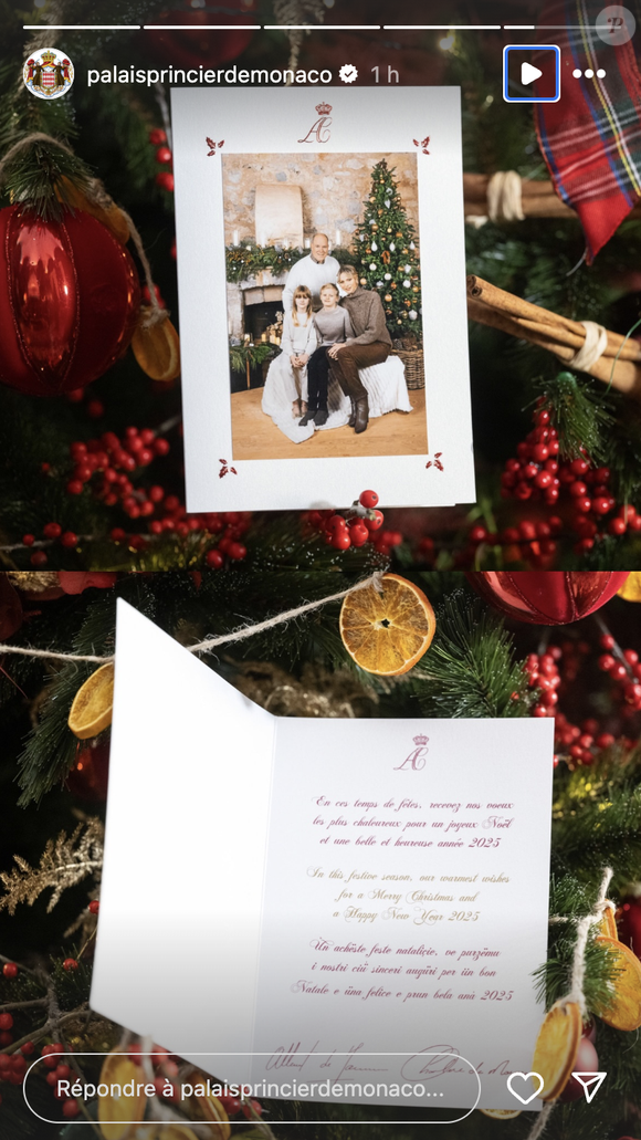 En légende, la princesse Charlene et Albert de Monaco ont écrit : "Joyeux Noël ! Merry Christmas. En ces temps de fêtes, recevez nos voeux les plus chaleureux pour un joyeux Noël et une belle et heureuse année 2025". 

La famille princière de Monaco souhaite un joyeux noël sur Instagram