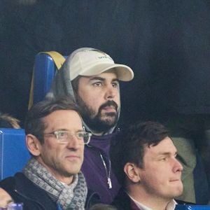 Artus - Célébrités assistent au match de Ligue des champions entre le PSG et Manchester City (4-2) au Parc des Princes à Paris le 22 janvier 2025. © Cyril Moreau/Bestimage