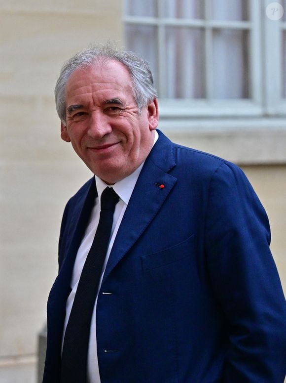 Le Premier ministre François Bayrou reçoit les représentants politiques à Matignon, en vue de former son gouvernement, le 17 décembre 2024. 
© Christian Liewig / Bestimage