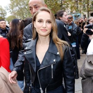 Natalie Portman - Arrivées au défilé de mode féminine Stella McCartney printemps-été 2025 lors de la Fashion Week de Paris (PFW) le 30 septembre 2024.

©Clovis / Aubert / Bestimage