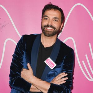 Son géniteur a finalement accepté le choix de son fils.
Kamel Ouali - Backstage - Enregistrement de l'émission "Tout le monde chante contre le cancer, les stars relèvent le défi" dans le cadre du gala de l'association "Tout le monde chante contre le cancer" présentée par J.Anthony au Dôme de Paris, et diffusée le 4 janvier sur W9. Le 22 novembre 2022
© Coadic Guirec-Christophe Clovis / Bestimage