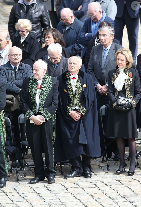 Pierre Rosenberg, Pierre Nora, Dominique Bona, Erik Orsenna, Anne Sinclair - Hommage national à Alain Decaux à l'Hôtel national des Invalides à Paris, le 4 avril 2016. © Cyril Moreau/Bestimage