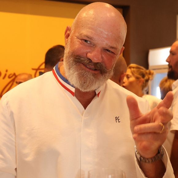 Sébastien Beaurain et Ophélie Dutilly, propriétaires du restaurant La Ferme des Trois Louches sont passés dans Cauchemar en cuisine

Le chef Philippe Etchebest décline son plat "Signature" en mode street food au sein du Pop Up Club à Bordeaux le 11 septembre 2023. © Fabien Cottereau / Bestimage
