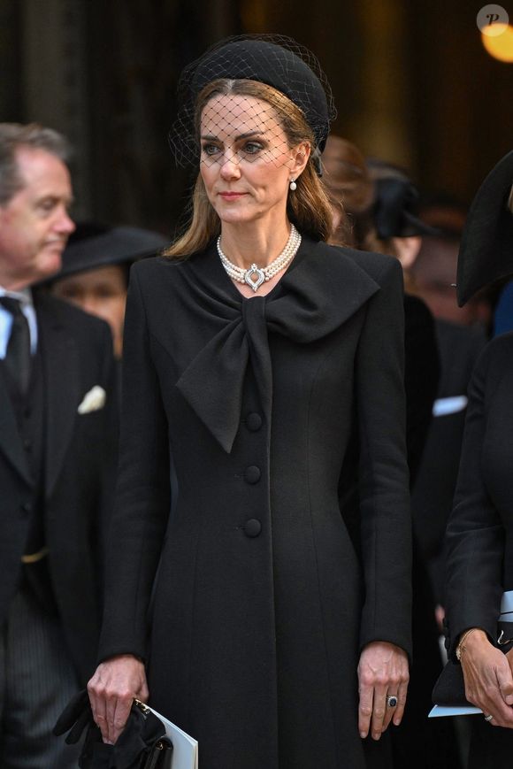 La famille royale durant les obsèques de la duchesse de Kent dans la cathédrale de Westminster à Londres le 16 septembre 2025. © Backgrid UK/ Bestimage