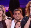 À la veille de la finale, Zaz a choisi de briser le silence via un post Instagram accompagné d’un message chaleureux adressé aux finalistes, Marine et Ebony...
Star Academy 2024